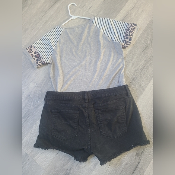 Patterned top - Picture 2 of 2